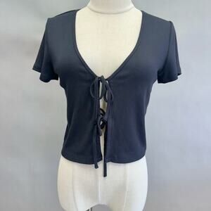 Aritzia Wilfred Free “only tie-front tee” in black size Medium ribbed open front